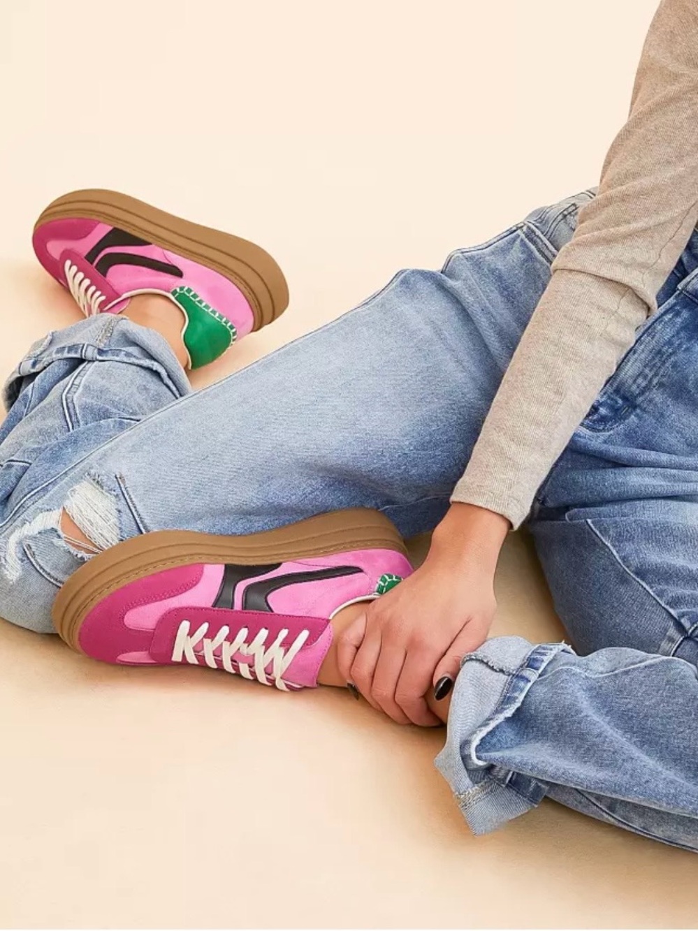 Women’s Steve Madden Dodge Pink Platform Sneakers with Contrasting Accents